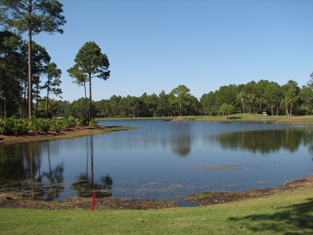 Hombre Golf Club - Water